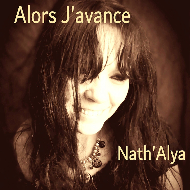 Alors j'avance 🎵🎸🎹- composition originale - nath'Alya- lyrics in english -   @Nathalya34